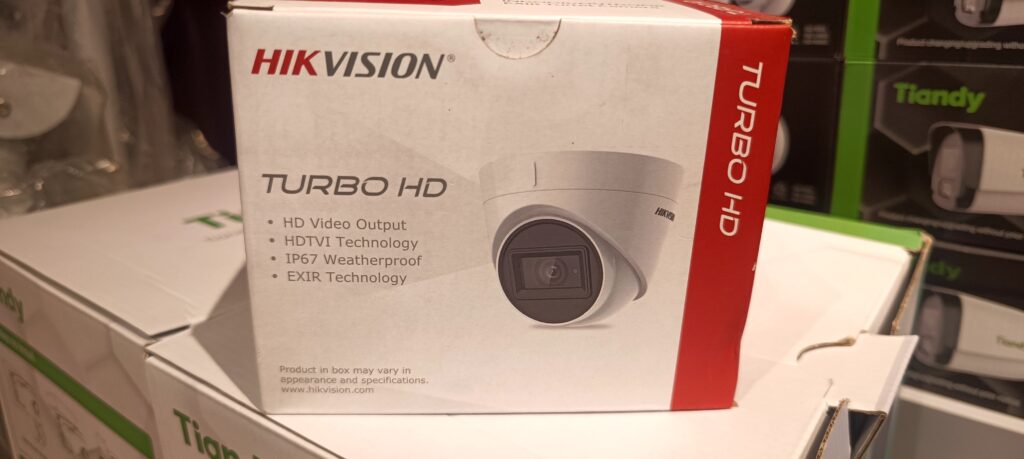 كاميرا Hikvision 4K Turbo HD Turret 8MP عدسة 3.6mm موديل DS-2CE78U1T-IT1F