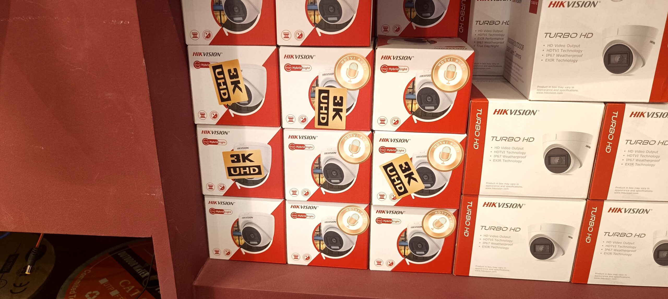 كاميرا Hikvision 3K Smart Hybrid Light Turret عدسة 3.6mm موديل DS-2CE76K0T-LPFS كاميرا Hikvision 3K Smart Hybrid Light Turret عدسة 3.6mm موديل DS-2CE76K0T-LPFS